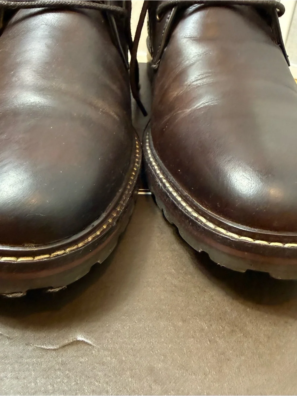 Florsheim Men's Brown Leather Chukka Boots Size 10.5